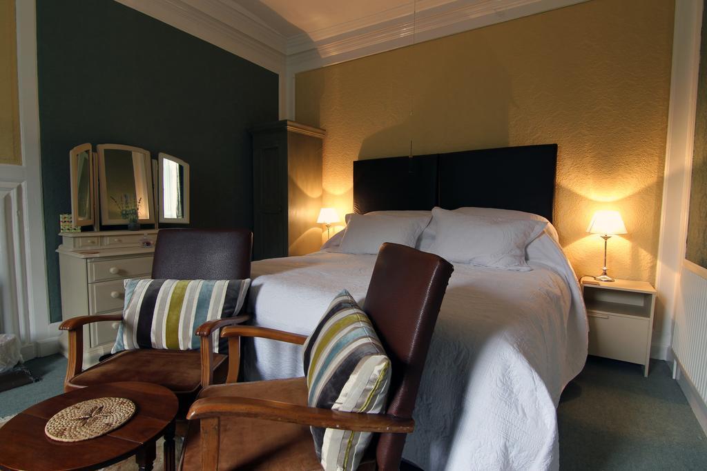 Inglewood House Bed & Breakfast Monmouth Room photo