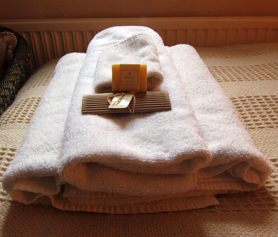 Inglewood House Bed & Breakfast Monmouth Room photo