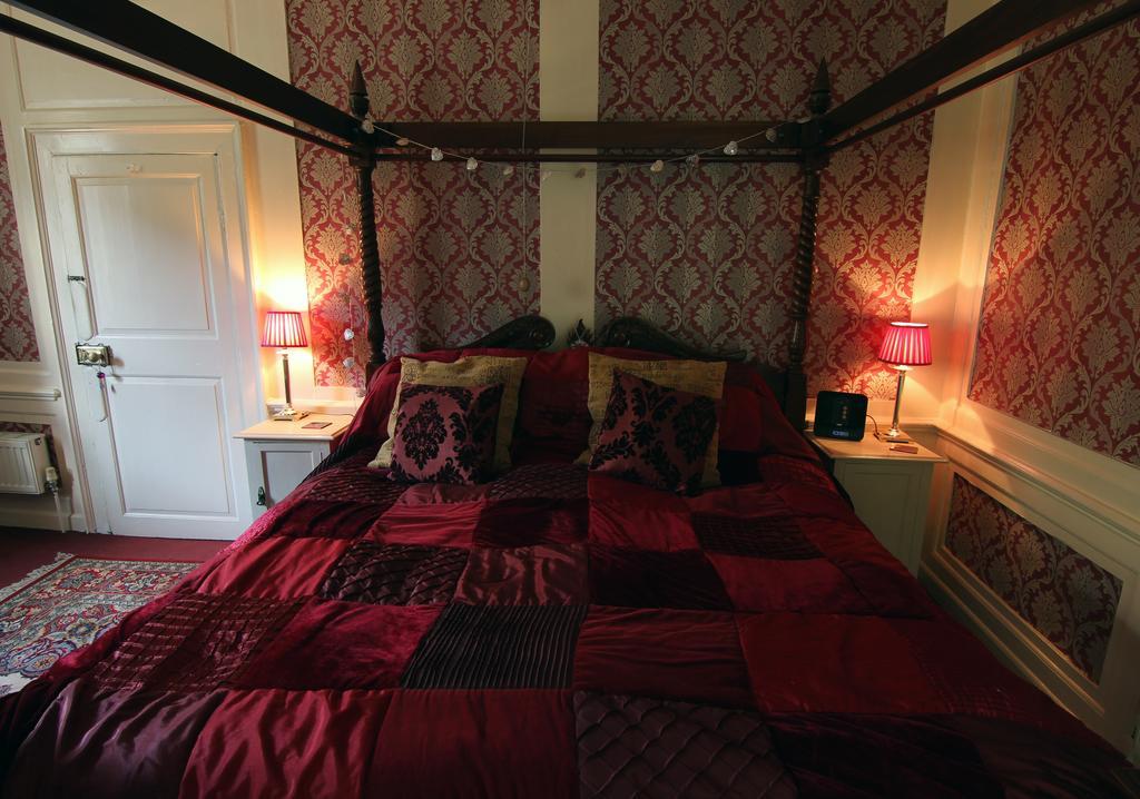 Inglewood House Bed & Breakfast Monmouth Room photo