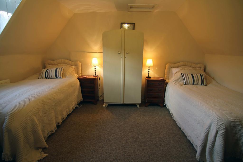Inglewood House Bed & Breakfast Monmouth Room photo